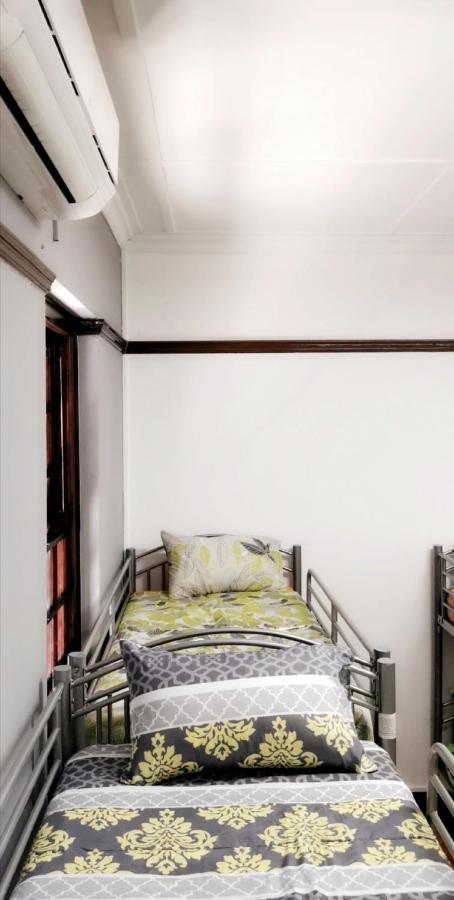 Trap Houz Backpackers Cidade Do Cabo Exterior foto