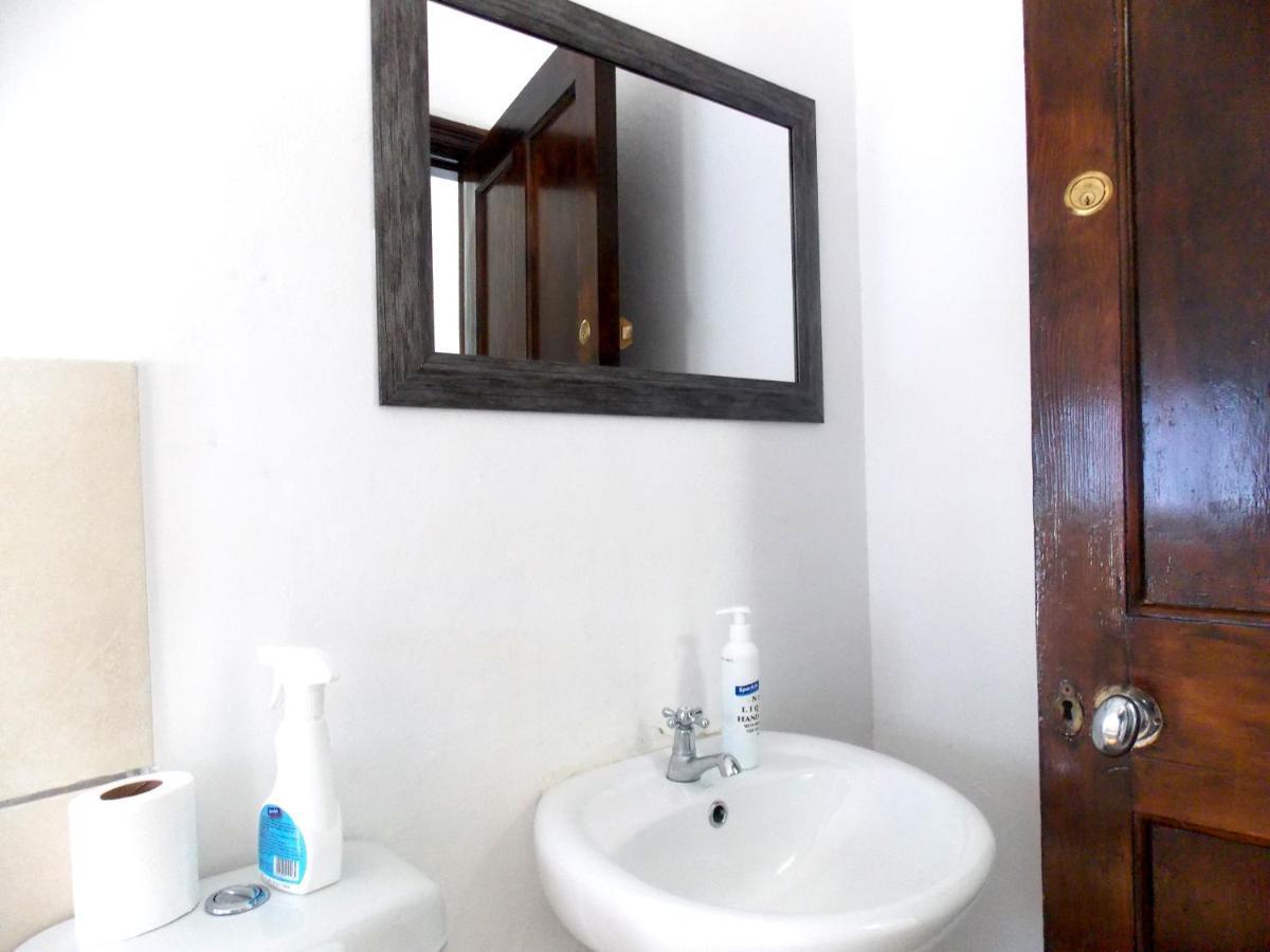 Trap Houz Backpackers Cidade Do Cabo Exterior foto